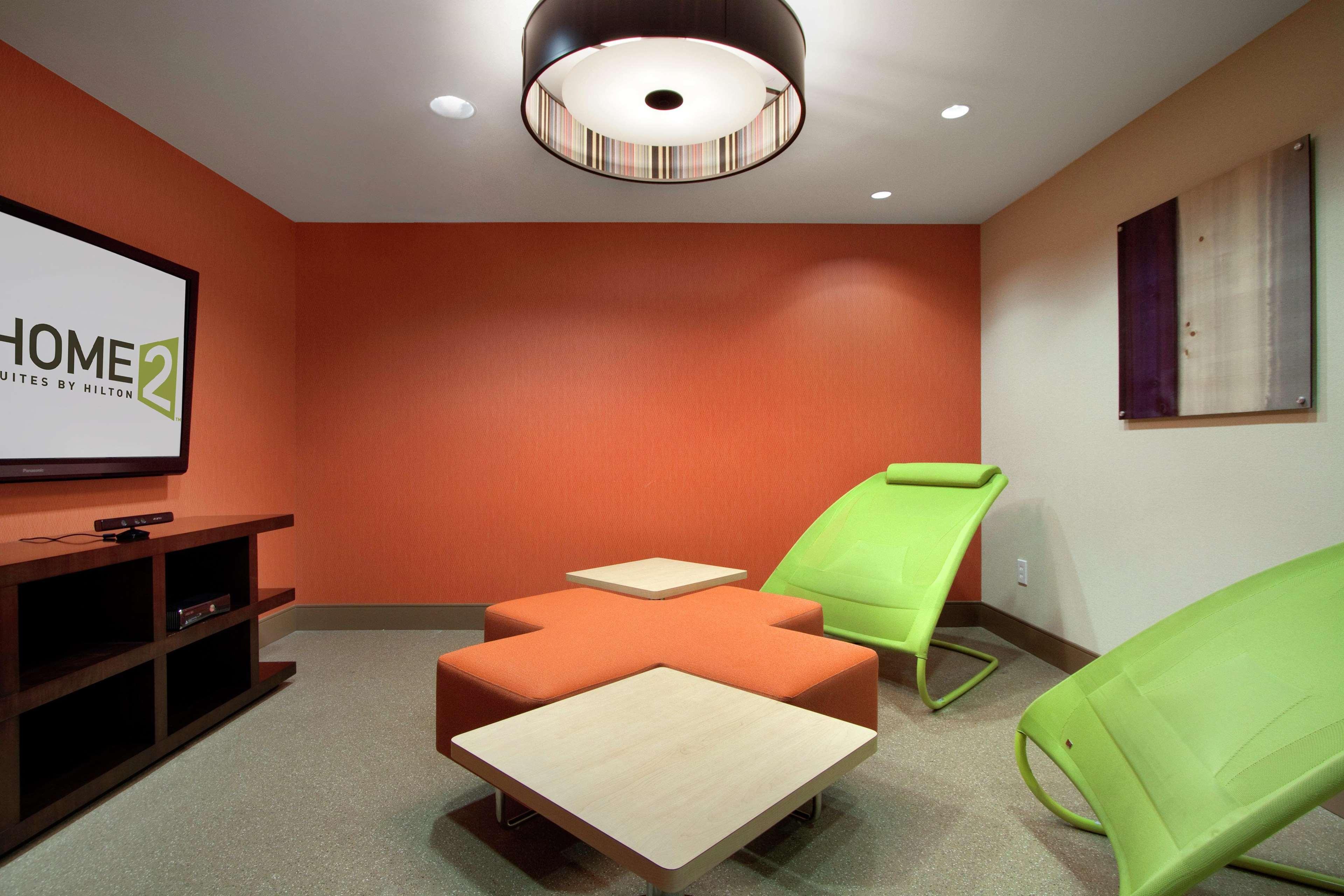 Comfort Inn & Suites Baltimore Facilities photo